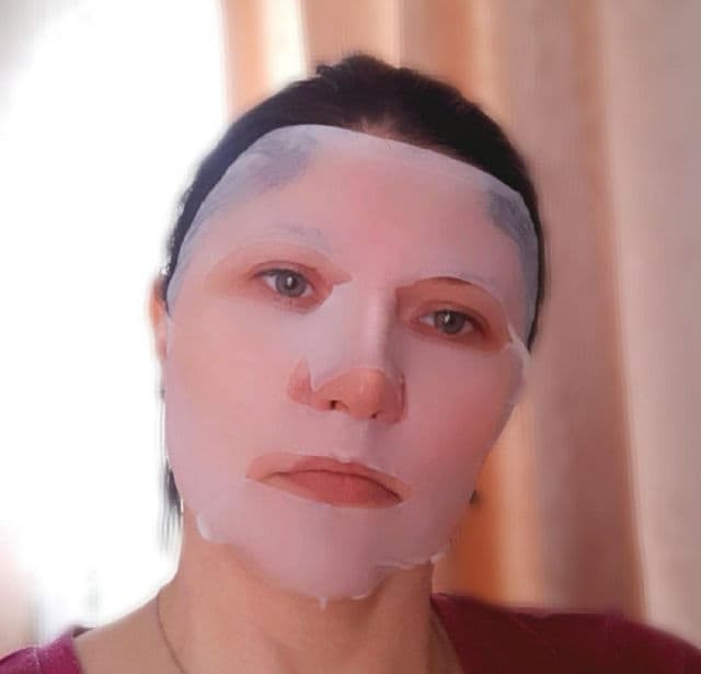 EYENLIP Salmon Oil Moisture Essence Mask review photo by tatianasol