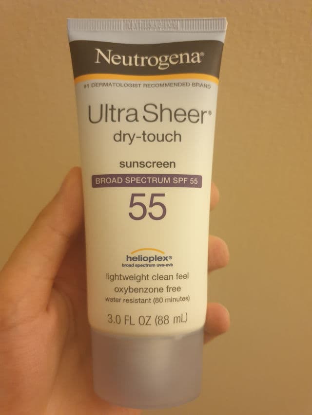 Neutrogena Ultra Sheer Dry-Touch Sunscreen Broad Spectrum SPF 55 Helioplex review photo by thecurlymess