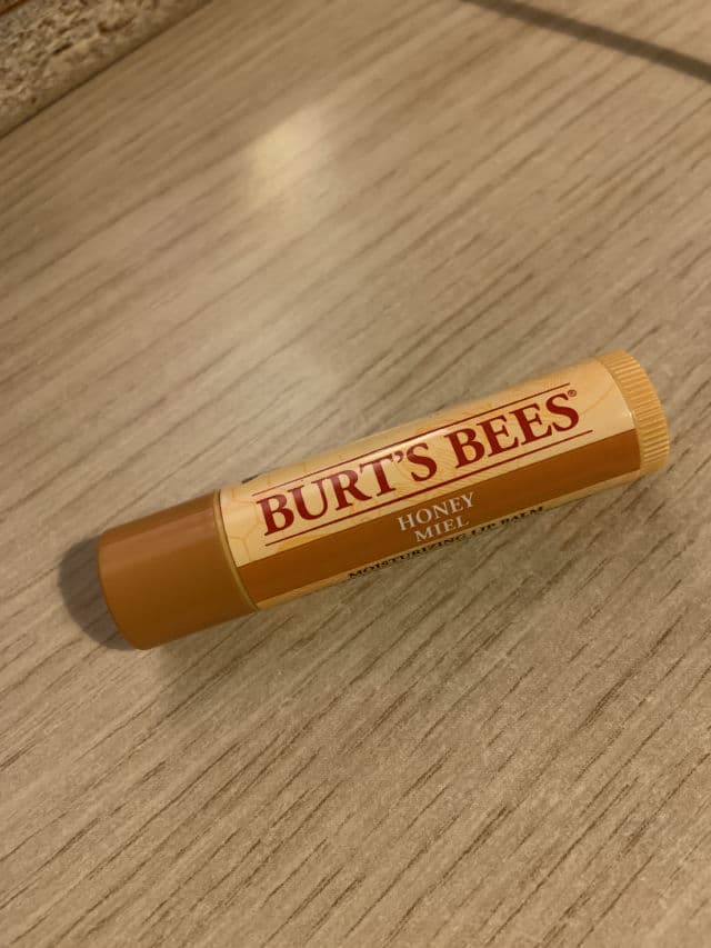 Burt's Bees Honey Lip Balm review photo by thespringwind