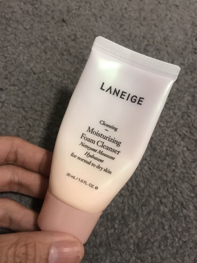 Laneige Moisturizing Foam Cleanser review photo by Ruthieandskincare