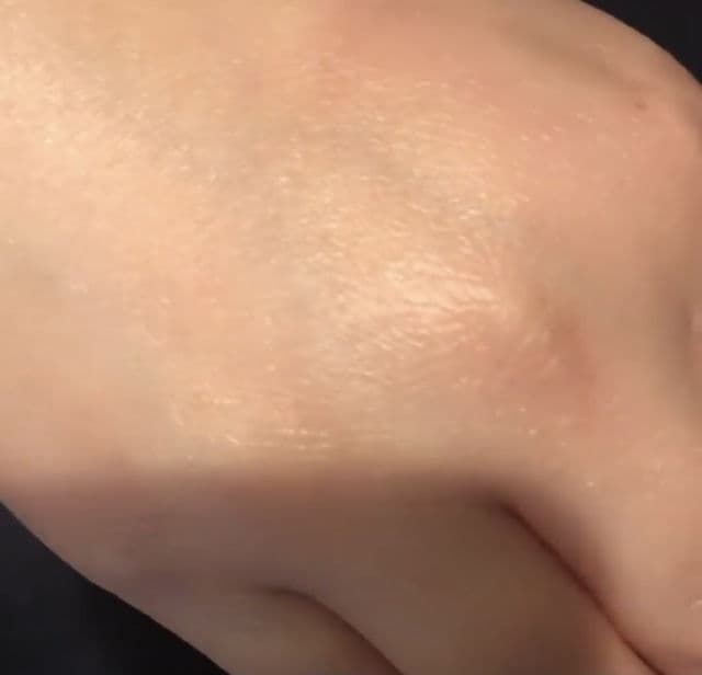 Neutrogena Clear Face Liquid Lotion Sunscreen Broad Spectrum SPF 30 review photo by transepidermaltrish