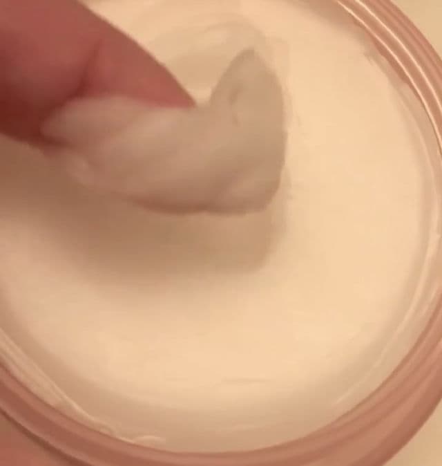 Versed Day Dissolve Cleansing Balm review photo by transepidermaltrish