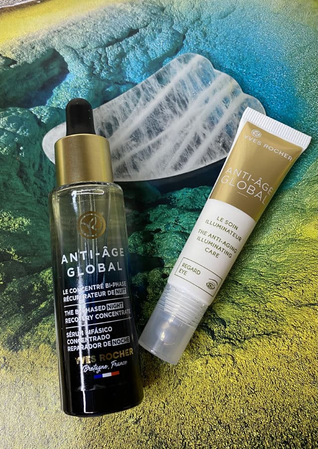 YVES ROCHER Anti-Age Global The Bi-Phased Night Recovery Concentrate review photo by ttbykate