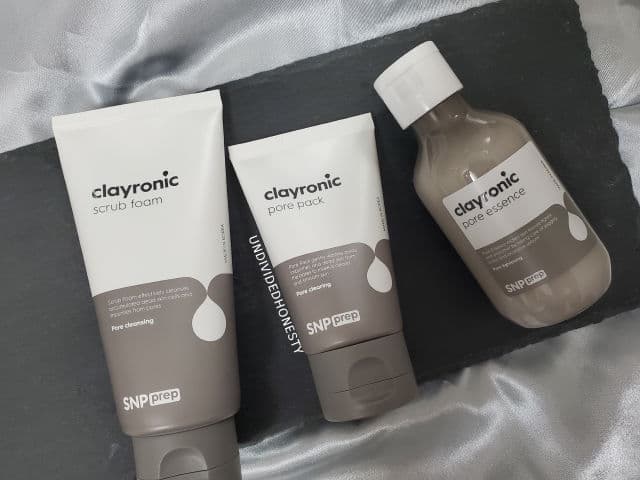 SNP Clayronic Scrub Foam review photo by undividedhonesty