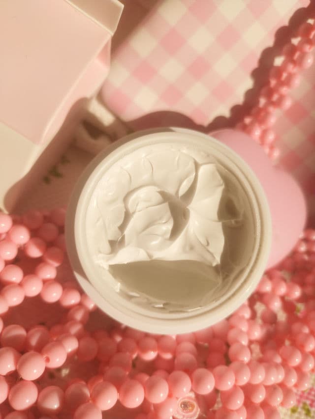G9 SKIN White In Whipping Cream review photo by unikitty