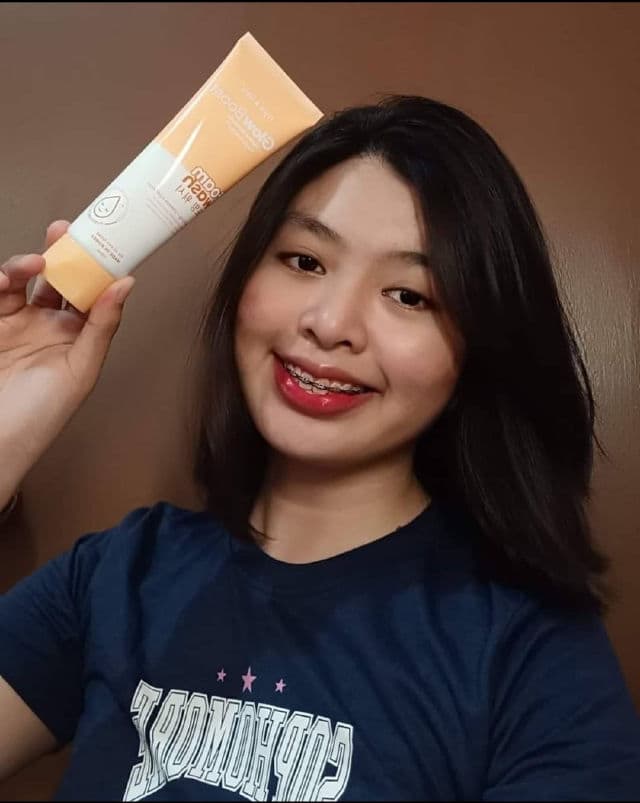 Hyaloo Glow Boost Foam Wash review photo by unniebae