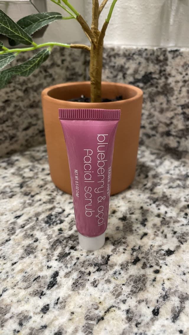 Trader Joe's Blueberry Açaí Facial Scrub review photo by vbyerley