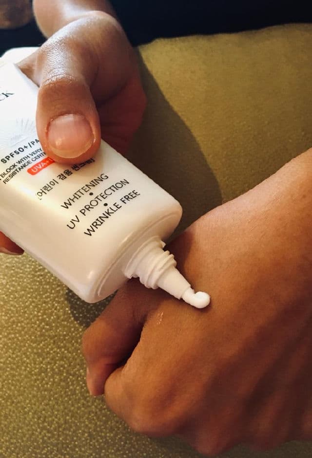 Jigott Whitening UV Sun Block SPF 50+ PA+++ review photo by veagee
