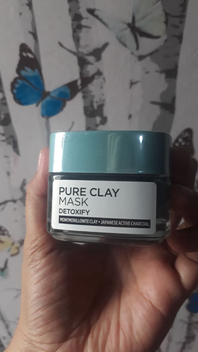 L'Oreal Paris Pure Clay Mask Detoxify Montmorillonite Clay + Japanese Active Charcoal review photo by vita92