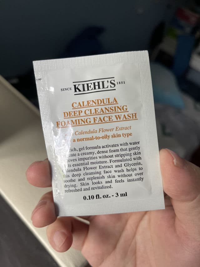 Kiehl's Calendula Deep Cleansing Foaming Face Wash review photo by weikian90