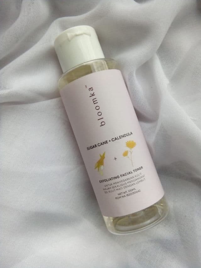 Bloomka Sugar Cane + Calendula Exfoliating Facial Toner review photo by widyapramestie