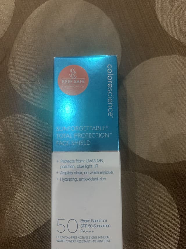 Colorescience Sunforgettable Total Protection Face Shield SPA 50 PA+++ review photo by wols