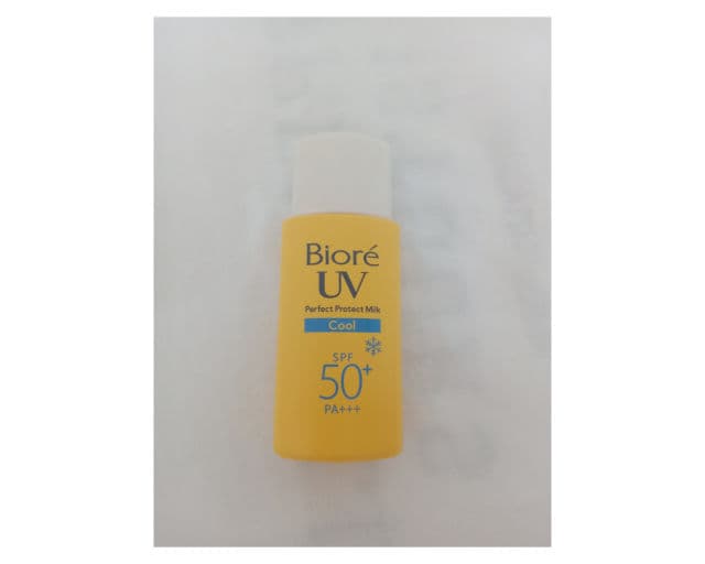 Biore UV Sunscreen Perfect Protect Milk Cool SPF50+ PA+++ review photo by xuanxx