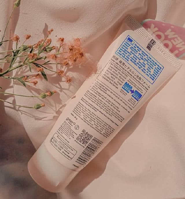 Hada Labo Moisturizing Face Wash review photo by Mida12
