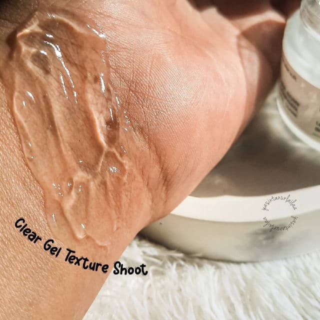 Pratista Glowing Gel review photo by yasintanurlailaa