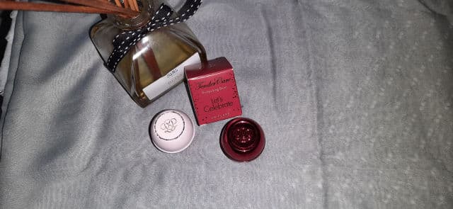 Oriflame Tender Care Protecting Balm review photo by yasintanurlailaa