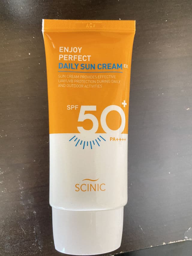 SCINIC Enjoy Perfect Sun Cream SPF50+/PA+++ 70ml review photo by yueong