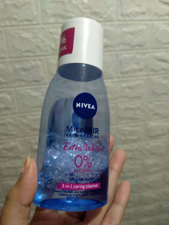 Nivea Extra White MicellAIR Water review photo by yumisiangcoo
