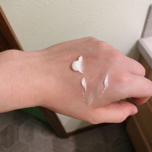 La Roche-Posay Lipikar Eczema Soothing Relief Eczema Cream review photo by YuWy