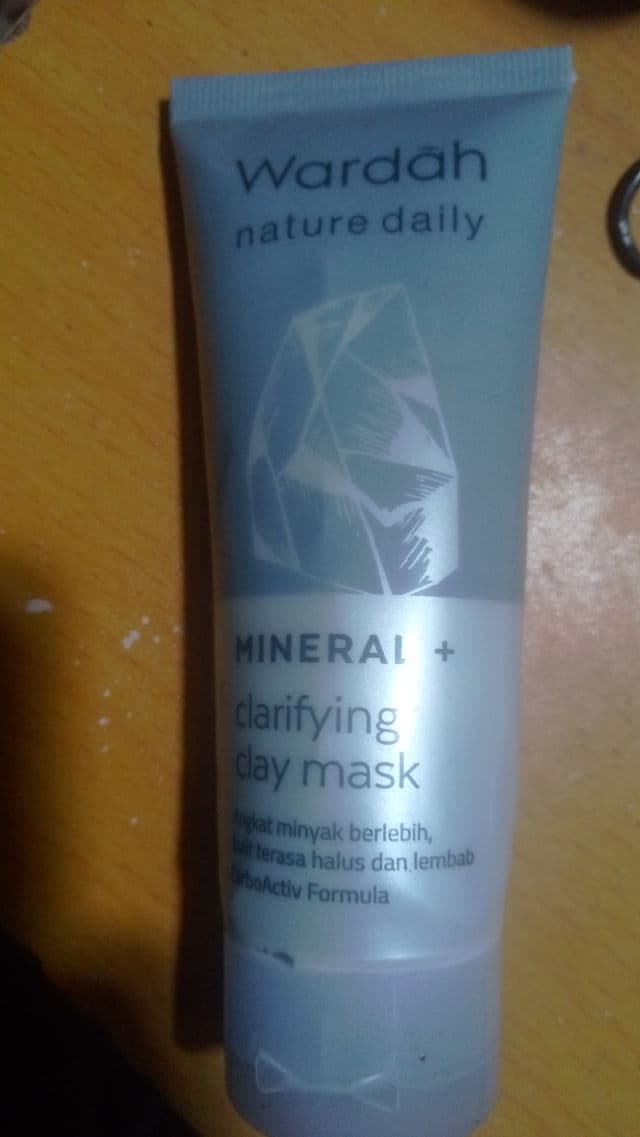 Wardah Nature Daily Mineral+ Clarifying Clay Mask review photo by zarahkrishna