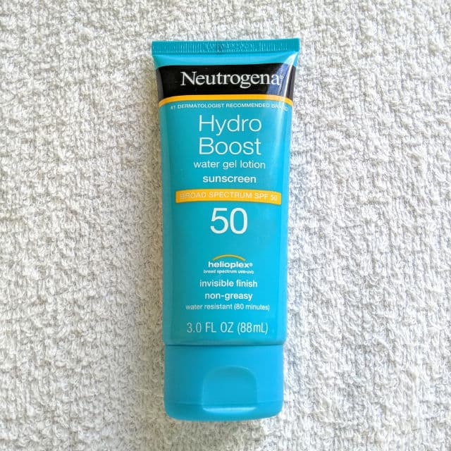 Neutrogena Hydro Boost Water Gel Lotion SPF 50 review photo by zolarj