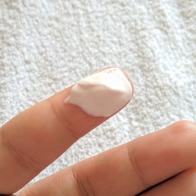 Myra Fresh Glow Whitening Facial Moisturizer review photo by zolarj