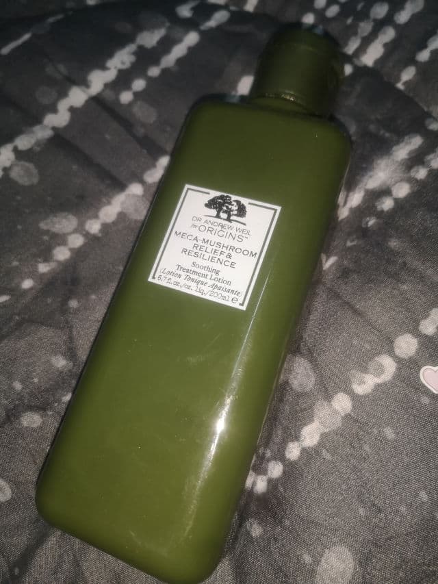Origins Mega-Mushroom Relief & Resilience Weightless Moisturizer review photo by zuemohamad