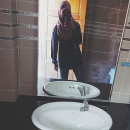 SyaqR
