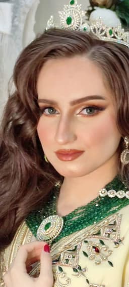 HasnaNazir