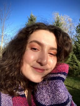 curlyemily