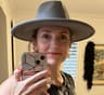 Anne2703 profile picture