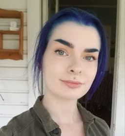 Bluee