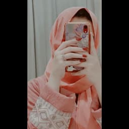 Camerawoman2