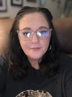 JulieAnn47