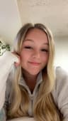 Izzy5576 profile picture