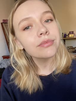 phoebexlouisee