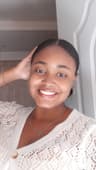 velynee profile picture