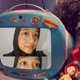 Akhira