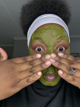MonalisaK