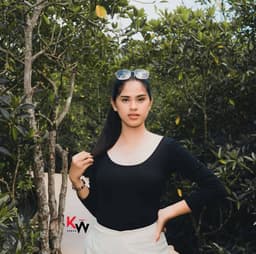 Andi02