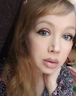 NikkiD