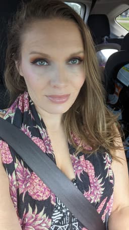 zisgurl