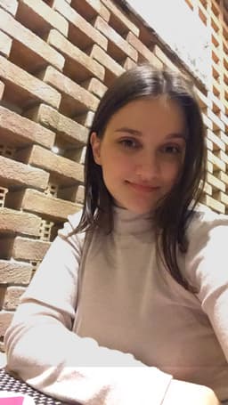 xhesi08