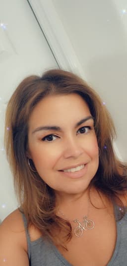 JaninaBella