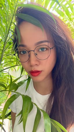 annehall2409