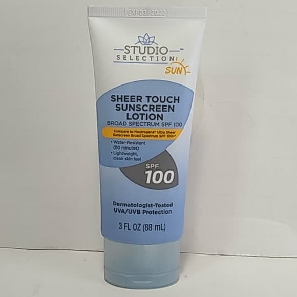 Sheer Touch Sunscreen Lotion Broad Spectrum SPF 100
