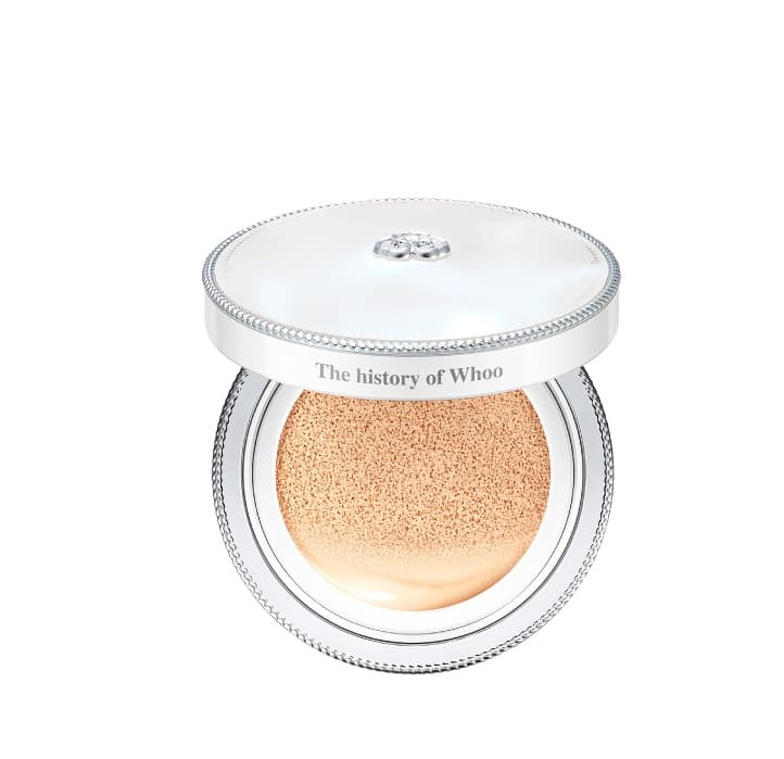 Gongjinhyang Seol Radiant White Moisture Cushion Foundation