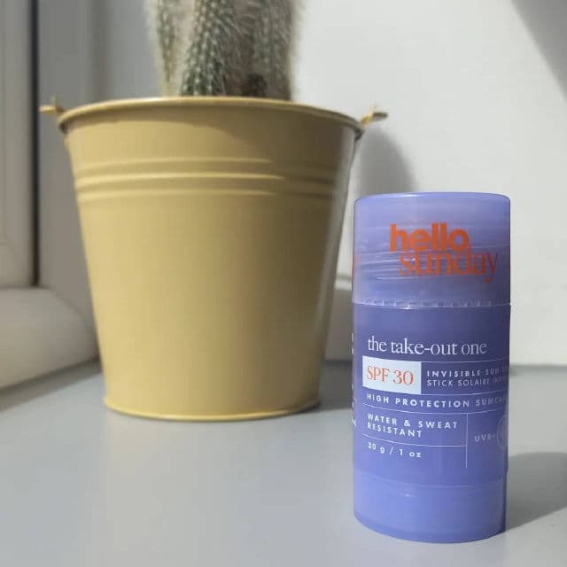 Hello Sunday The Take-Out One - Invisible Shield Sun Stick SPF30 review photo by Skinholygrail