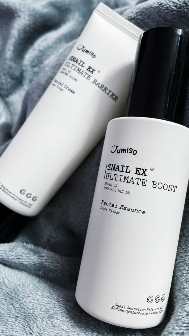 Jumiso Snail EX Ultimate Barrier Facial Cream review photo by KendraChin