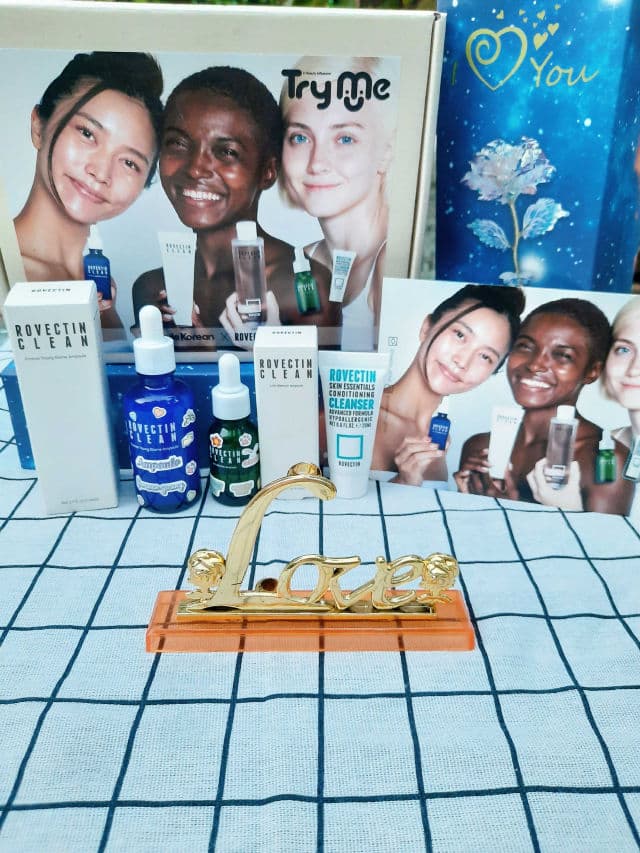 Rovectin Clean Forever Young Biome Ampoule review photo by TuongVyPhamNgoc